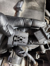 Load image into Gallery viewer, F15 3d printed ABS N57 Electrical Connector Cap Set
